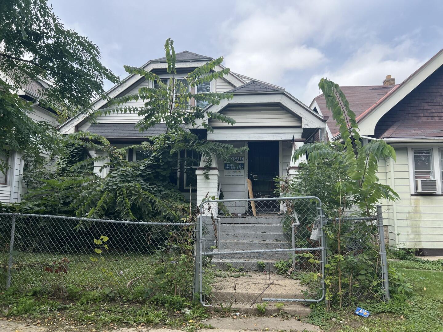 3729 Vel R. Phillips Avenue Milwaukee, WI 53212 - Photo 2 of 5 Photo Oct 01 2025, 10 33 32 AM