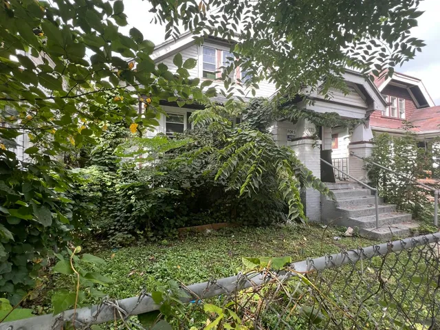 $74,700 | 3729 Vel R. Phillips Avenue, Milwaukee, WI 53212