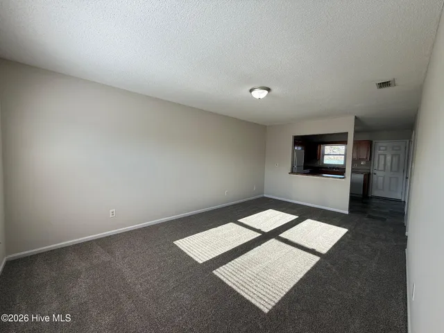 $900 | 212 Appaloosa Drive, Jacksonville, NC 28540