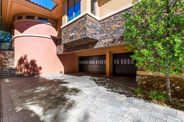 $25,000 | 2 Castle Oaks Court, Las Vegas, NV 89141