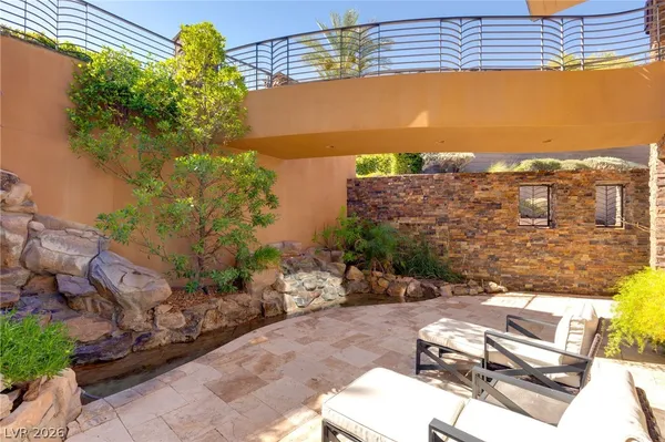 $25,000 | 2 Castle Oaks Court, Las Vegas, NV 89141