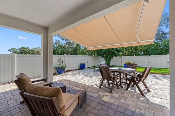 $360,000 | 5513 Los Robles Court, Palmetto, FL 34221