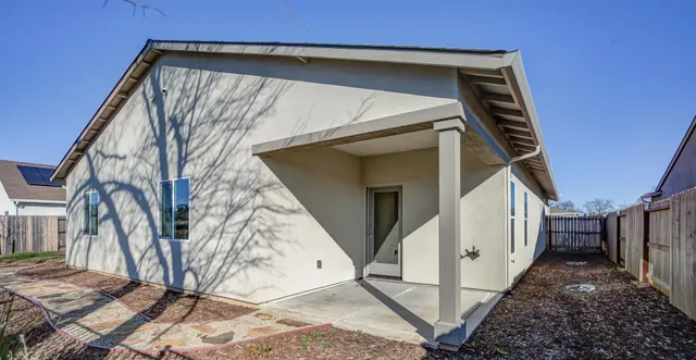 $450,000 | 3829 Thea Drive, Redding, CA 96001