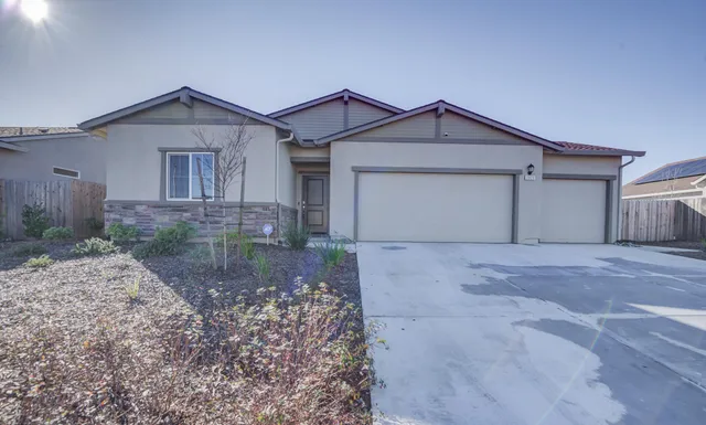 $450,000 | 3829 Thea Drive, Redding, CA 96001