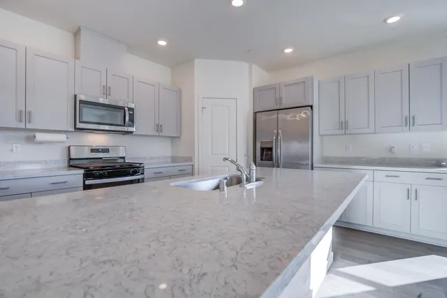 $450,000 | 3829 Thea Drive, Redding, CA 96001