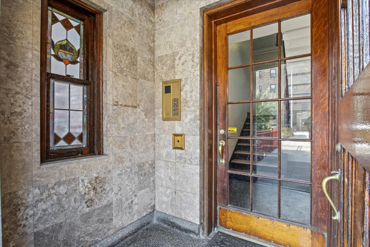 525 West 238th Street, Unit 2B Bronx, NY 10463 - Photo 24 of 31