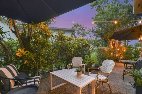 $339,900 | 27 Westgate Lane, Unit C, Boynton Beach, FL 33436