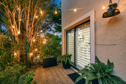 $339,900 | 27 Westgate Lane, Unit C, Boynton Beach, FL 33436