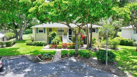 $339,900 | 27 Westgate Lane, Unit C, Boynton Beach, FL 33436