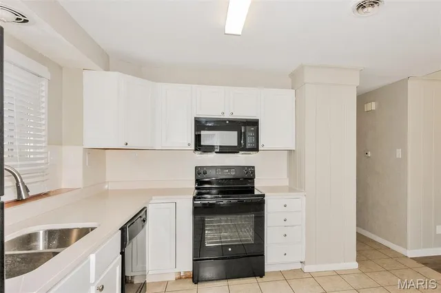 $1,470 | 8412 Chalons Court, St. Louis, MO 63134