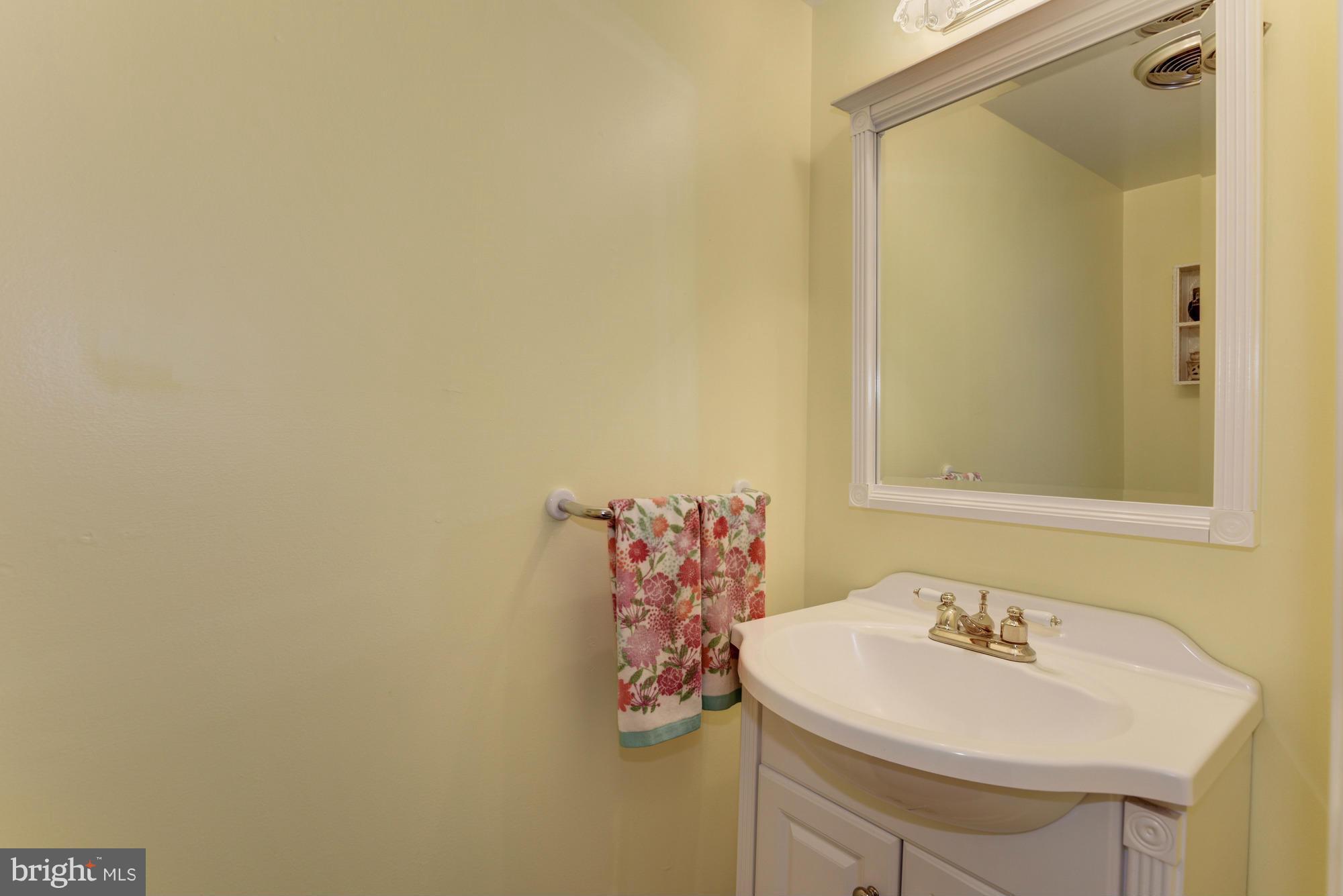 11065 Saffold Way Reston, VA 20190 - Photo 14 of 30 Main Level Powder Room