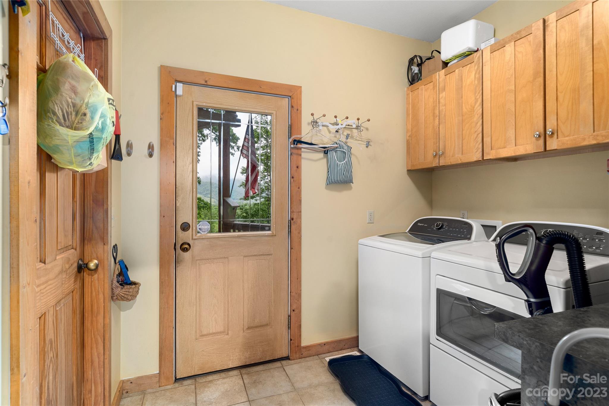 193 Eagle Ridge Clyde, NC 28721 - Photo 15 of 48 a utility room with dryer and washer