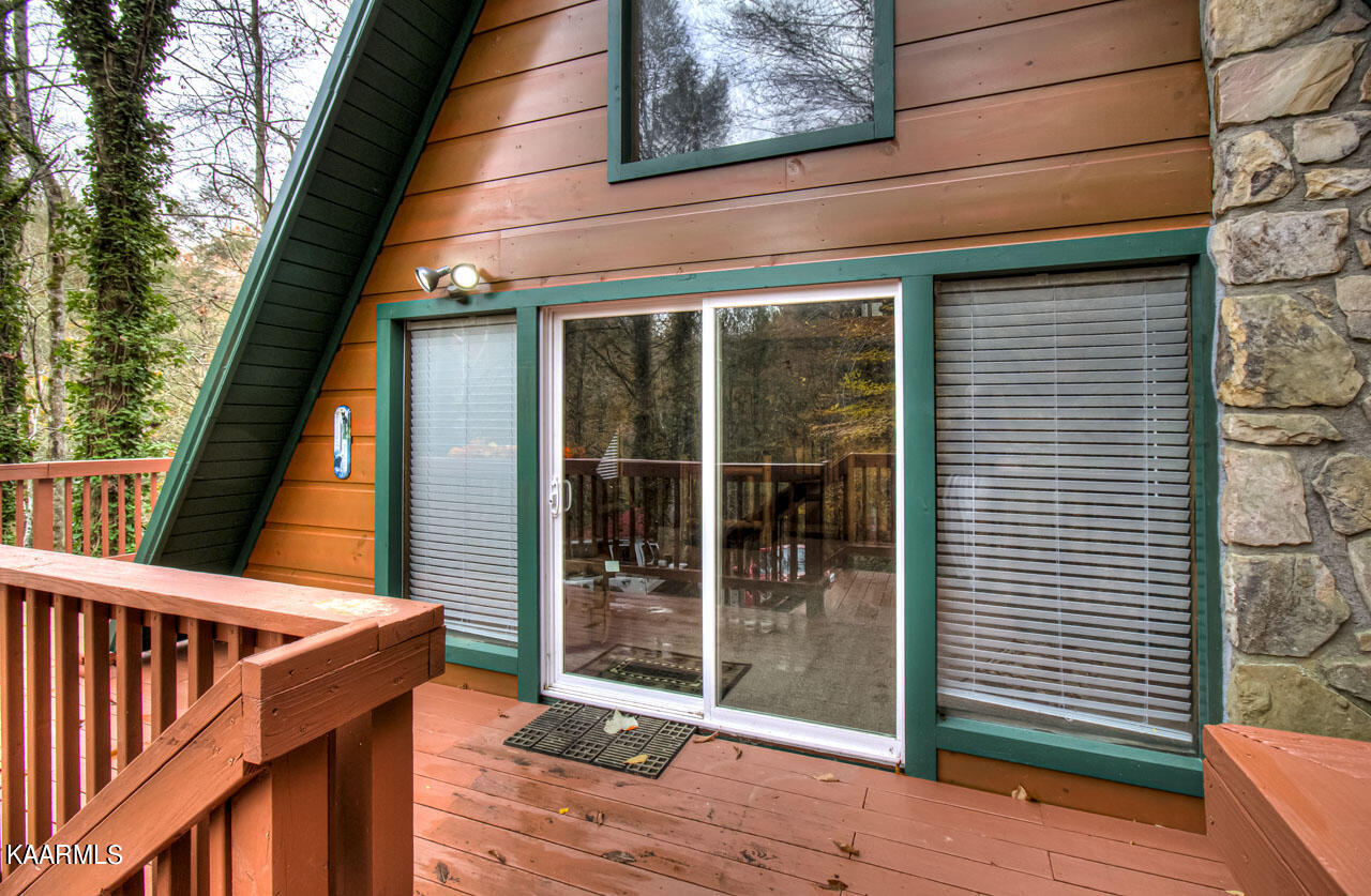 229 Bruce Road Gatlinburg, TN 37738 - Photo 40 of 40 IMG_7312LR