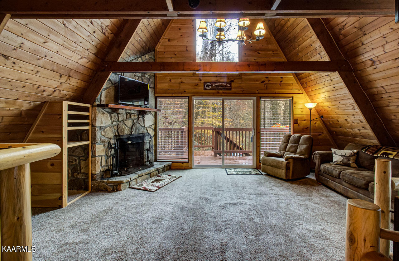 229 Bruce Road Gatlinburg, TN 37738 - Photo 4 of 40 IMG_7324LR