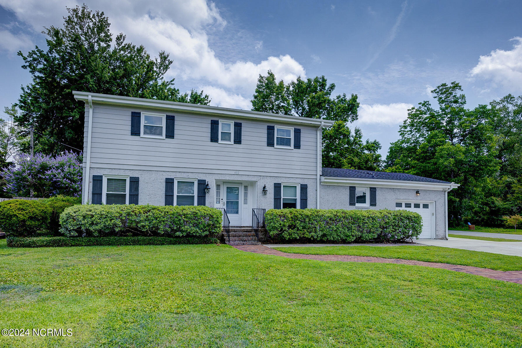 402 Windemere Road Wilmington, NC 28405 - Photo 3 of 40 402WindemereRoad-3
