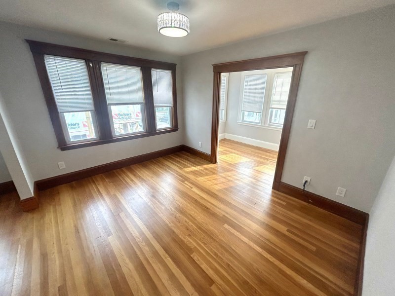 73 Governor Winthrop Road, Unit 2 Somerville, MA 02145 - Photo 12 of 29 Gallery Image 12