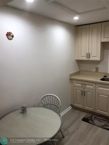 $1,750 | 850 Southwest 133rd Terrace, Unit B406, Pembroke Pines, FL 33027