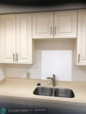 $1,750 | 850 Southwest 133rd Terrace, Unit B406, Pembroke Pines, FL 33027