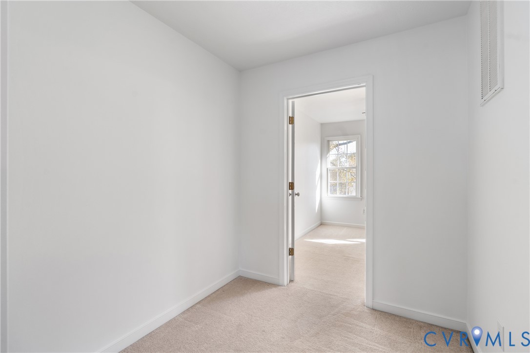 311 Robinson Street, Unit 2 Ashland, VA 23005 - Photo 12 of 22