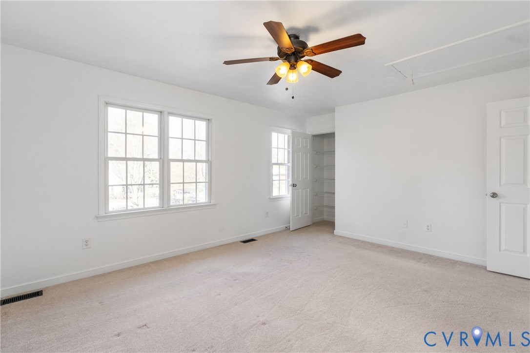 311 Robinson Street, Unit 2 Ashland, VA 23005 - Photo 17 of 22