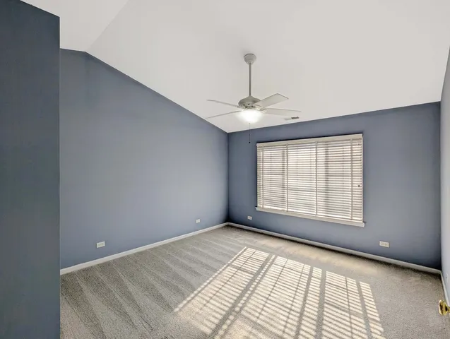 $255,000 | 442 New Haven Drive, Unit 442, Cary, IL 60013