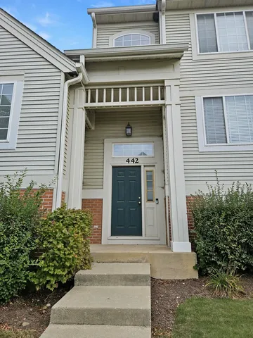 $255,000 | 442 New Haven Drive, Unit 442, Cary, IL 60013