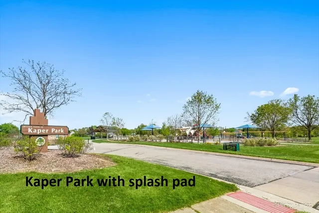 $255,000 | 442 New Haven Drive, Unit 442, Cary, IL 60013