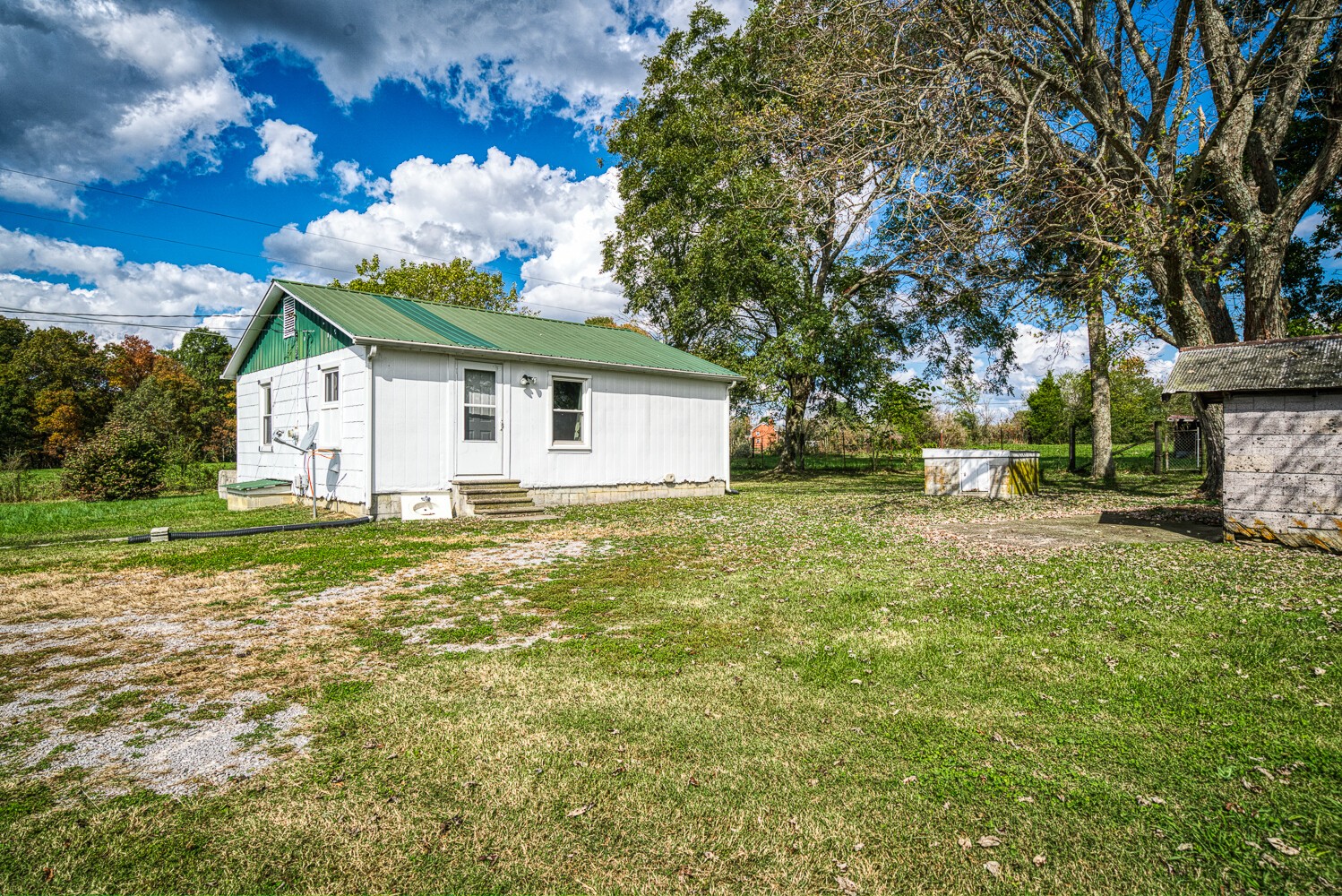 1022 Old W Point Road Smithville, TN 37166 - Photo 7 of 18 Gallery Image 7