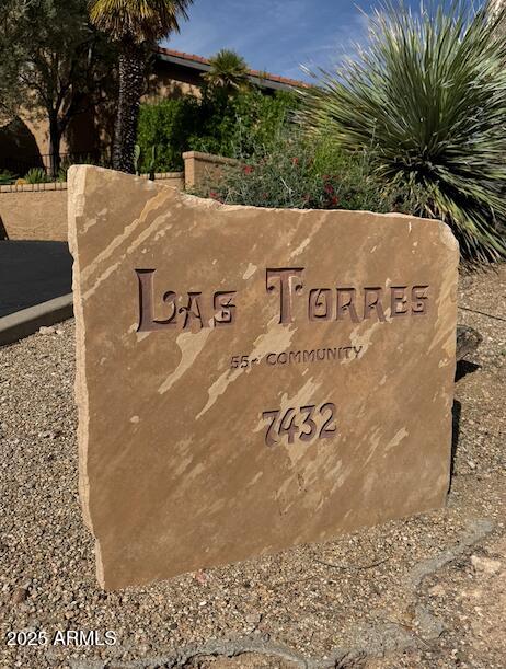7432 Hum Road, Unit 203 Carefree, AZ 85377 - Photo 19 of 21 a sign that is on the side of a building
