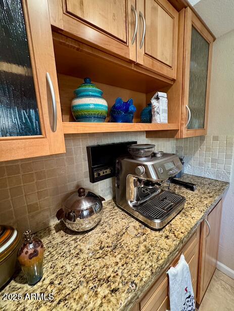 7432 Hum Road, Unit 203 Carefree, AZ 85377 - Photo 3 of 21 a kitchen with a stove a microwave and cabinets