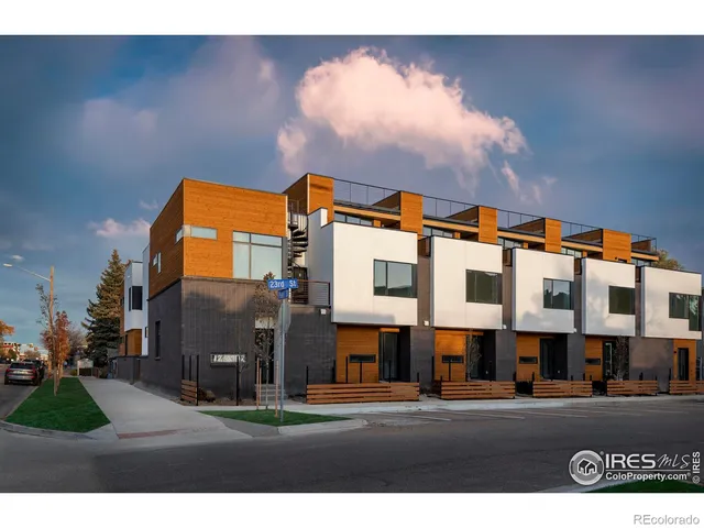 $1,570,000 | 2304 Pearl Street, Unit 2, Boulder, CO 80302