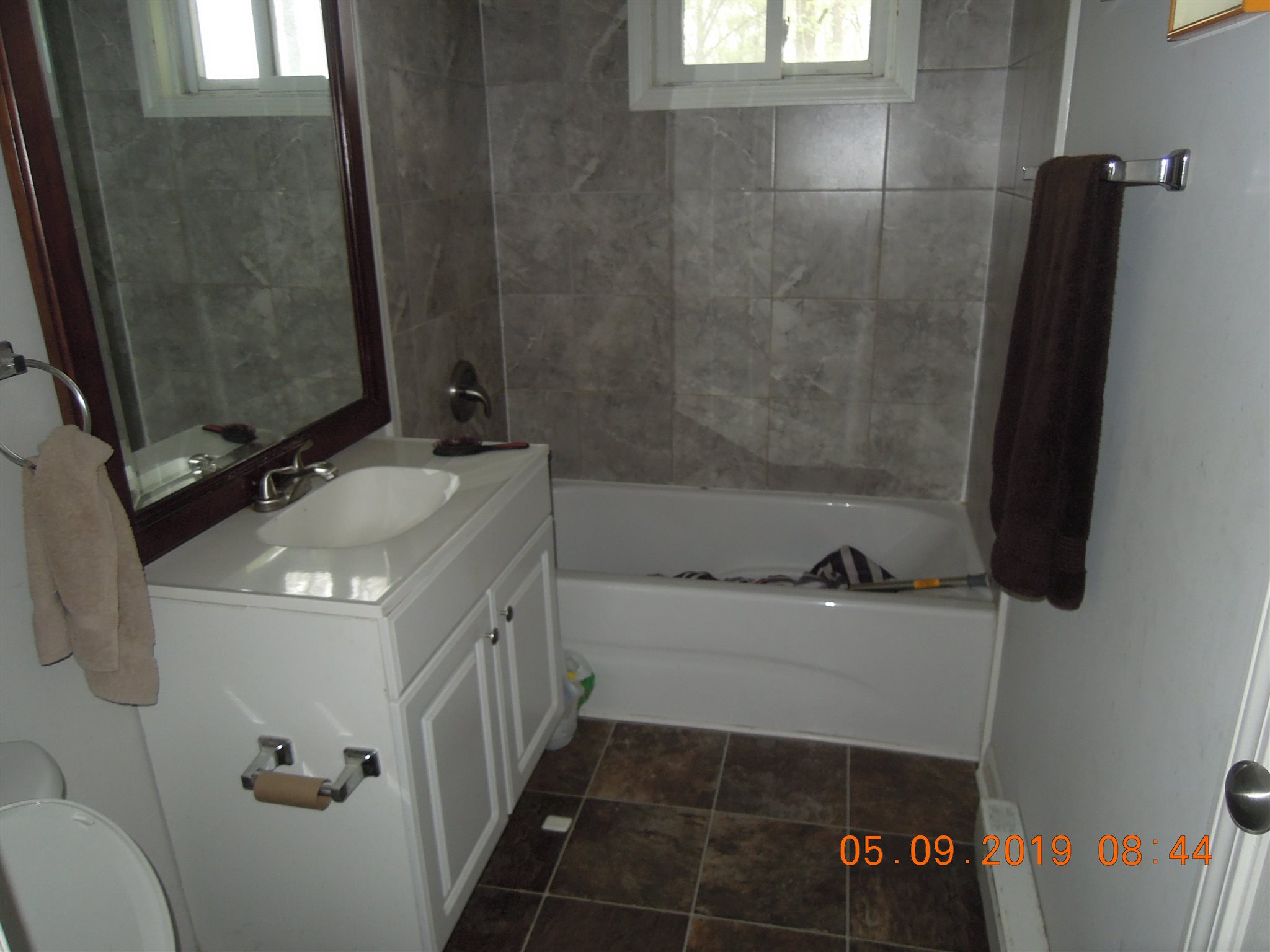 1320 West Wallen Road Fort Wayne, IN 46825 - Photo 3 of 9 Gallery Image 3
