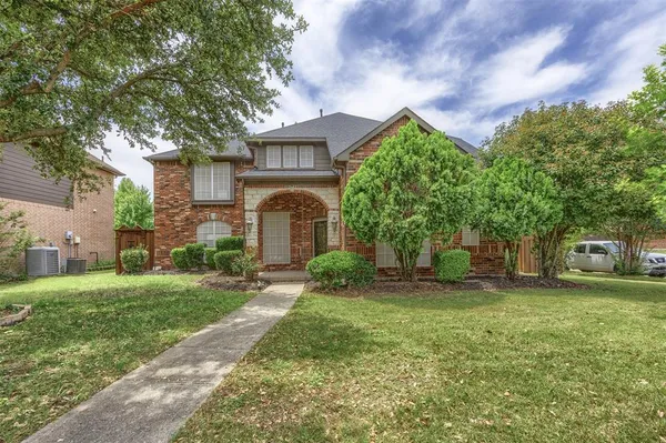 $2,900 | 6609 Amesbury Lane, Rowlett, TX 75089