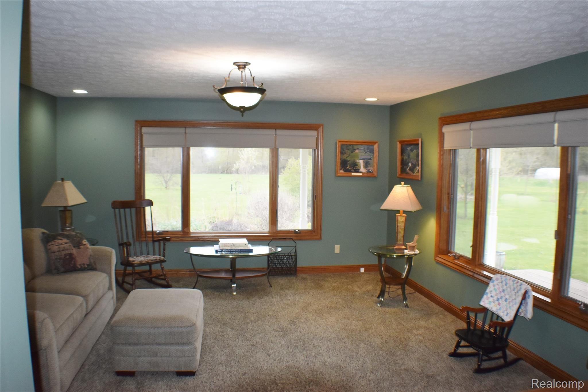 6441 North Nicholson Road Fowlerville, MI 48836 - Photo 15 of 44 DSC_0012.JPG