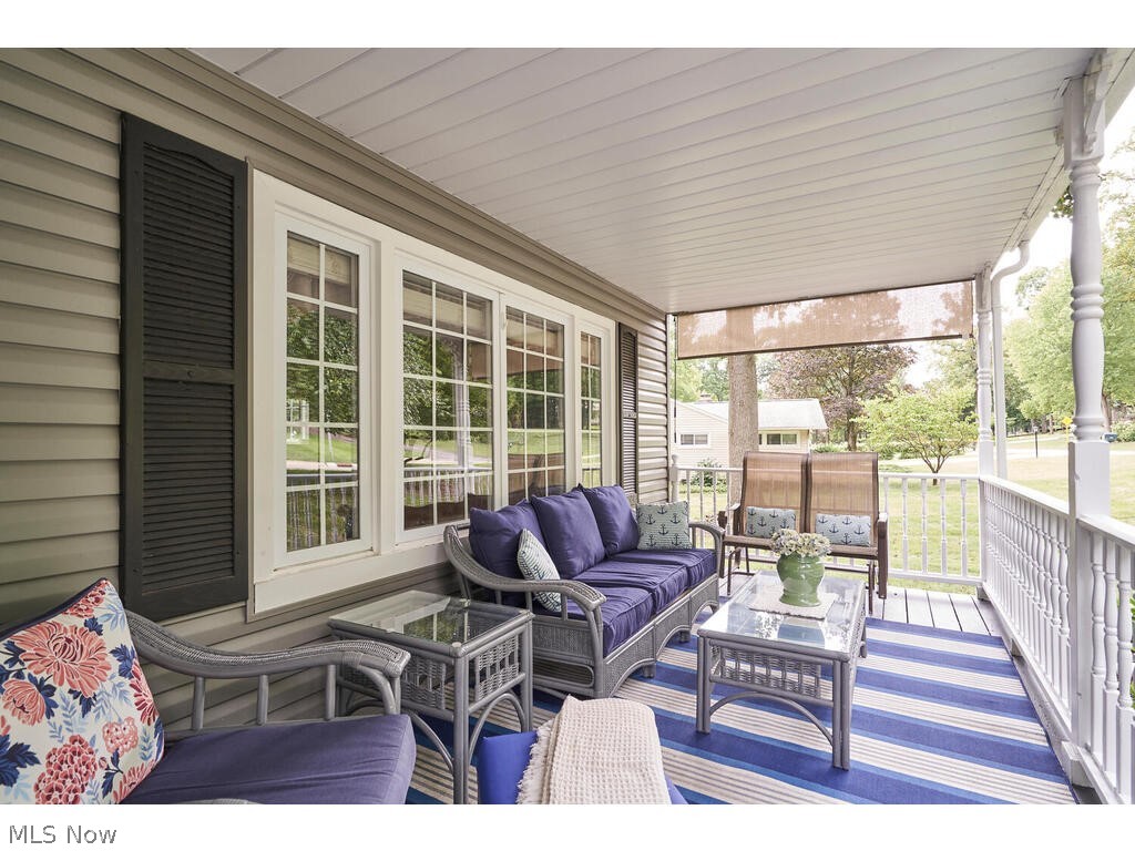 616 Hampshire Road Fairlawn, OH 44333 - Photo 2 of 32 Lovely covered front porch