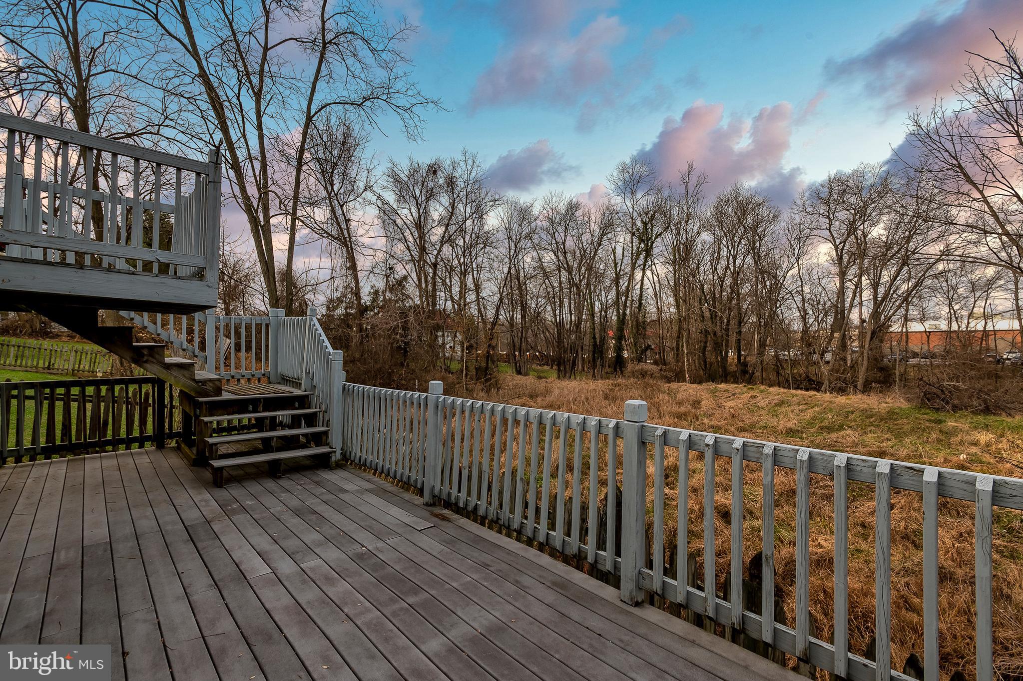 38 Winehurst Road Baltimore, MD 21228 - Photo 29 of 35 Lower Deck