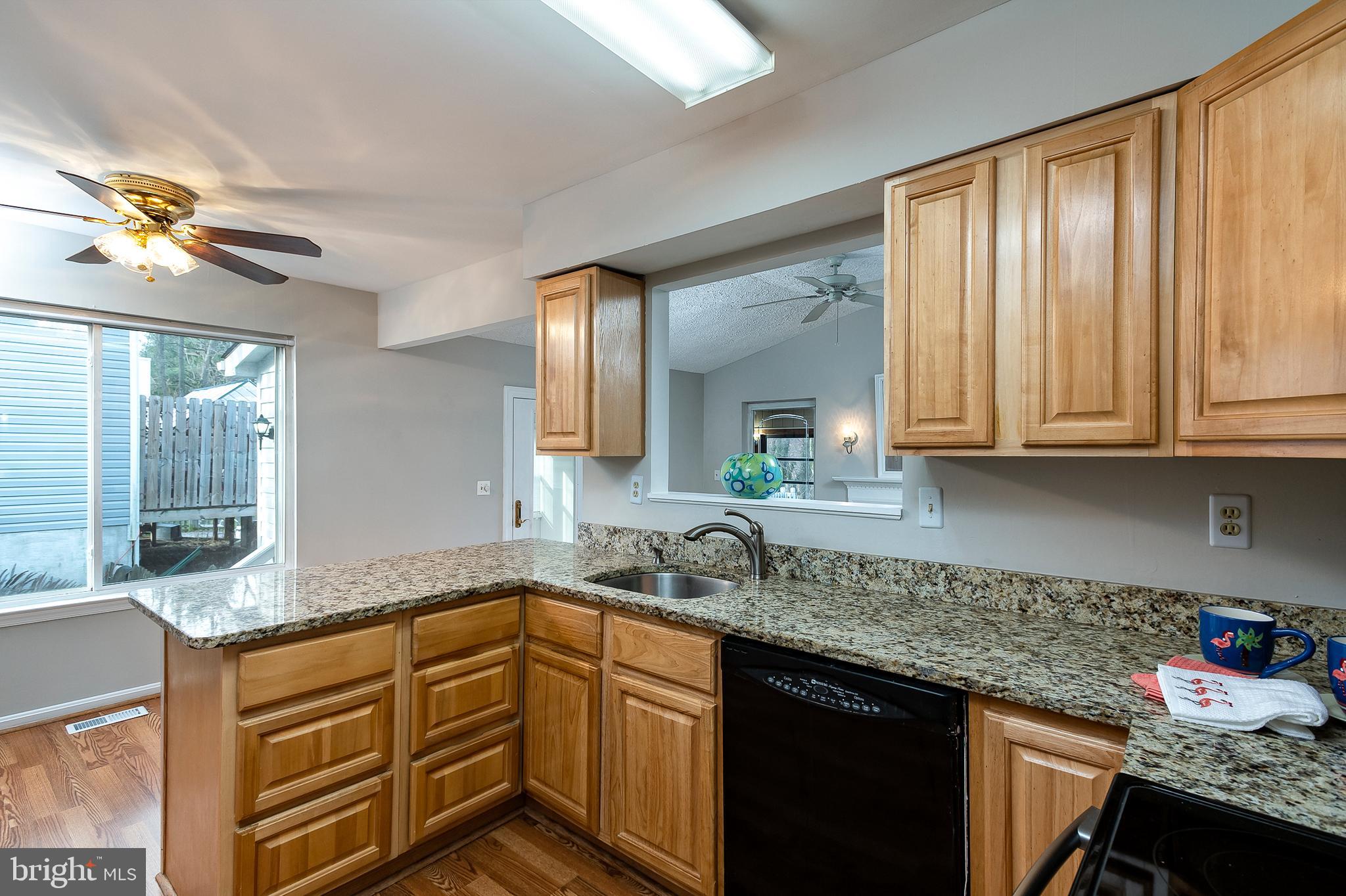 38 Winehurst Road Baltimore, MD 21228 - Photo 7 of 35 Kitchen