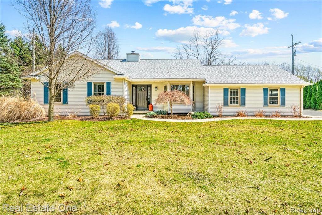 2885 County Farm Road Howell, MI 48843 - Photo 1 of 49