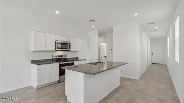 $426,990 | 2032 Starkey Avenue, Apache Junction, AZ 85120