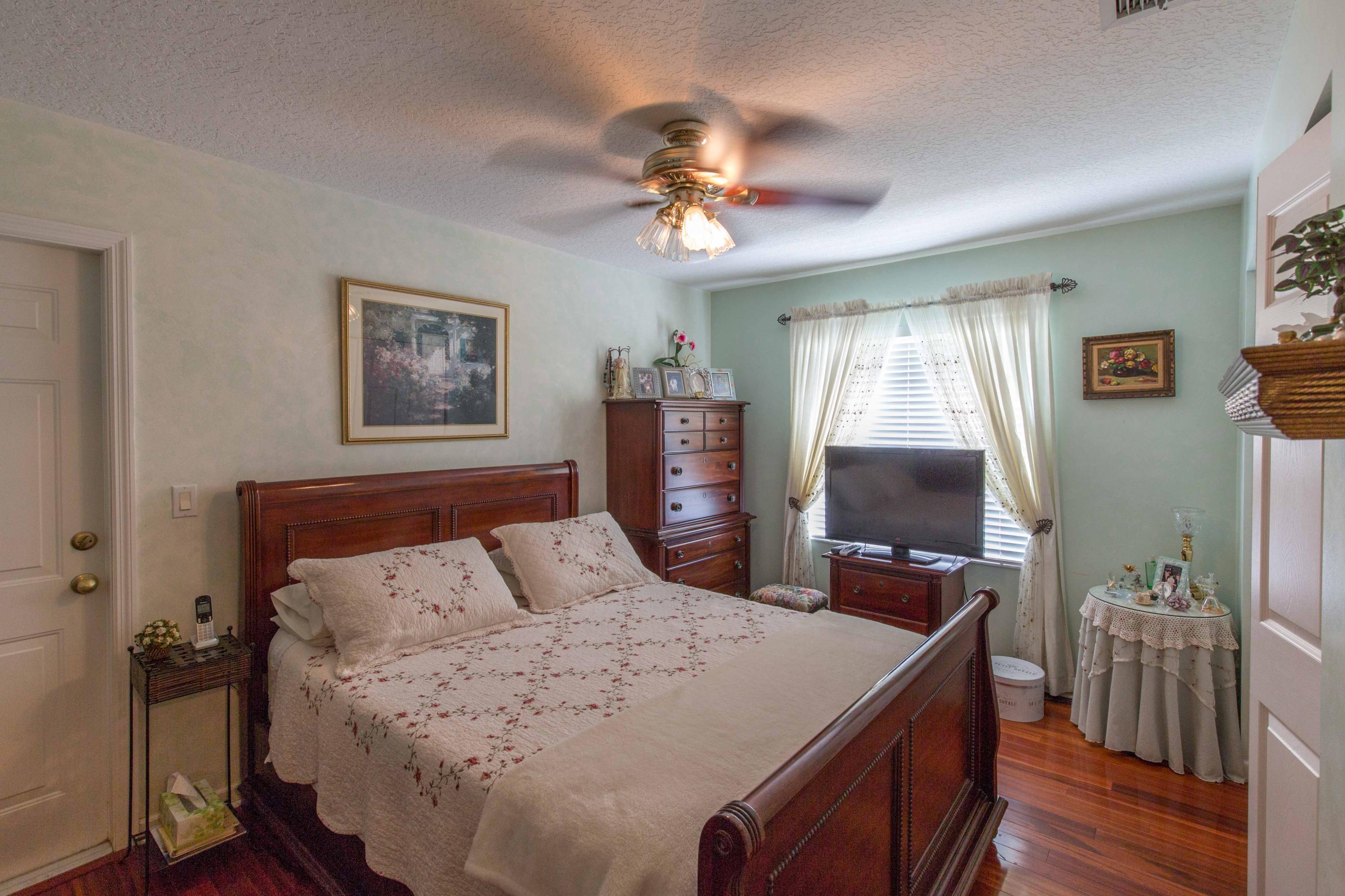 16823 Rustic Road Wellington, FL 33470 - Photo 11 of 54 22