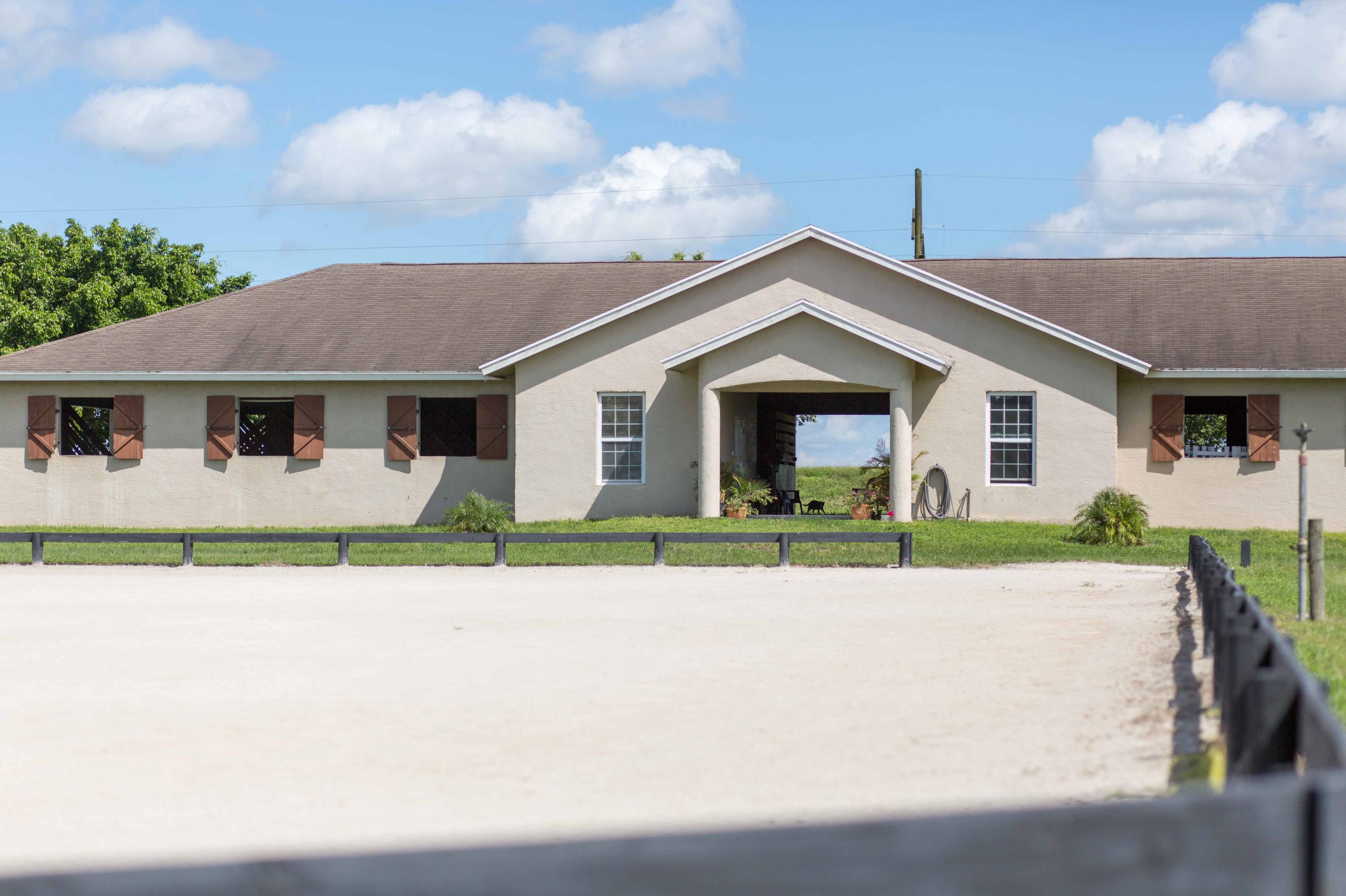 16823 Rustic Road Wellington, FL 33470 - Photo 17 of 54 6