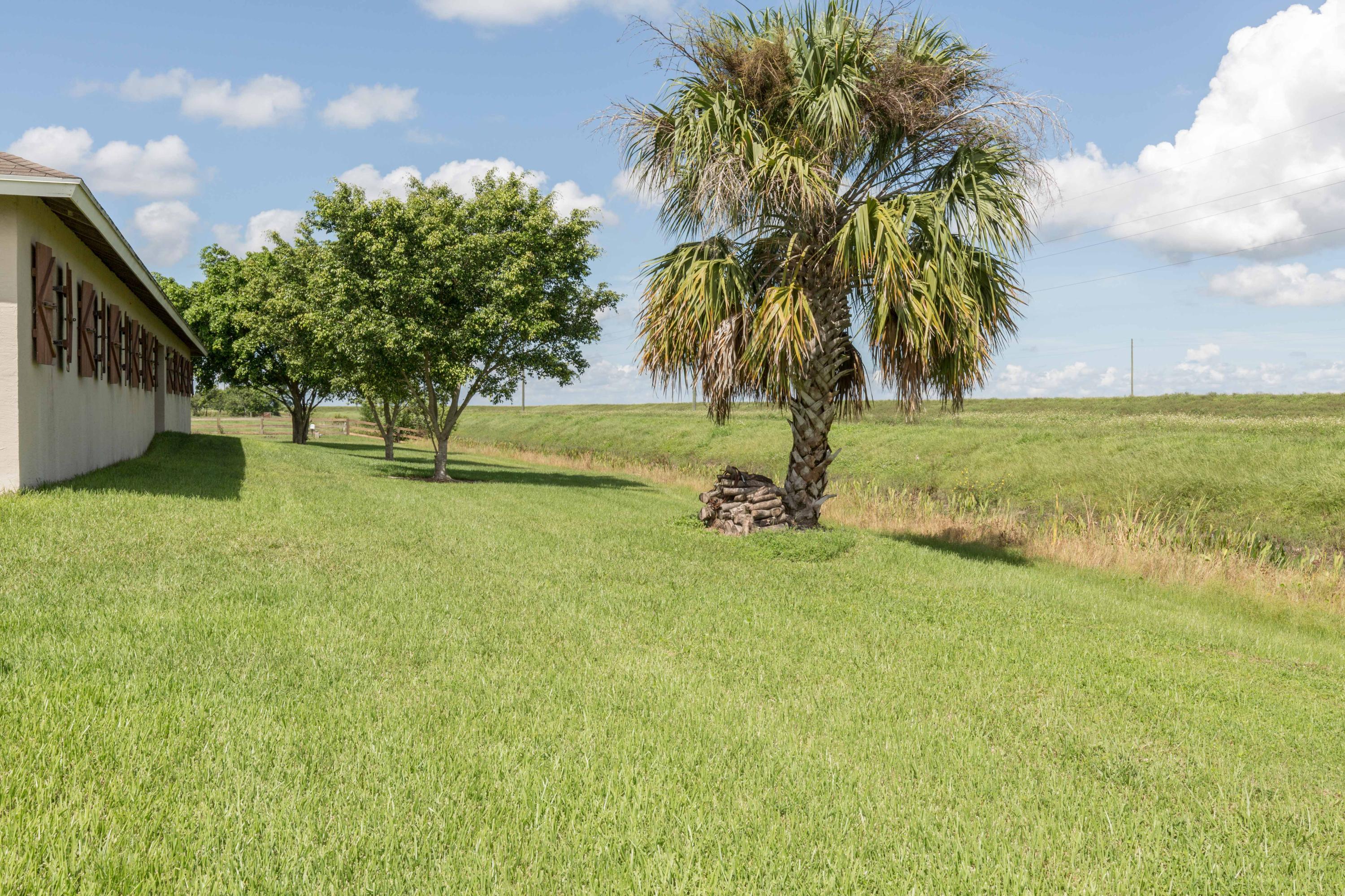 16823 Rustic Road Wellington, FL 33470 - Photo 21 of 54 10