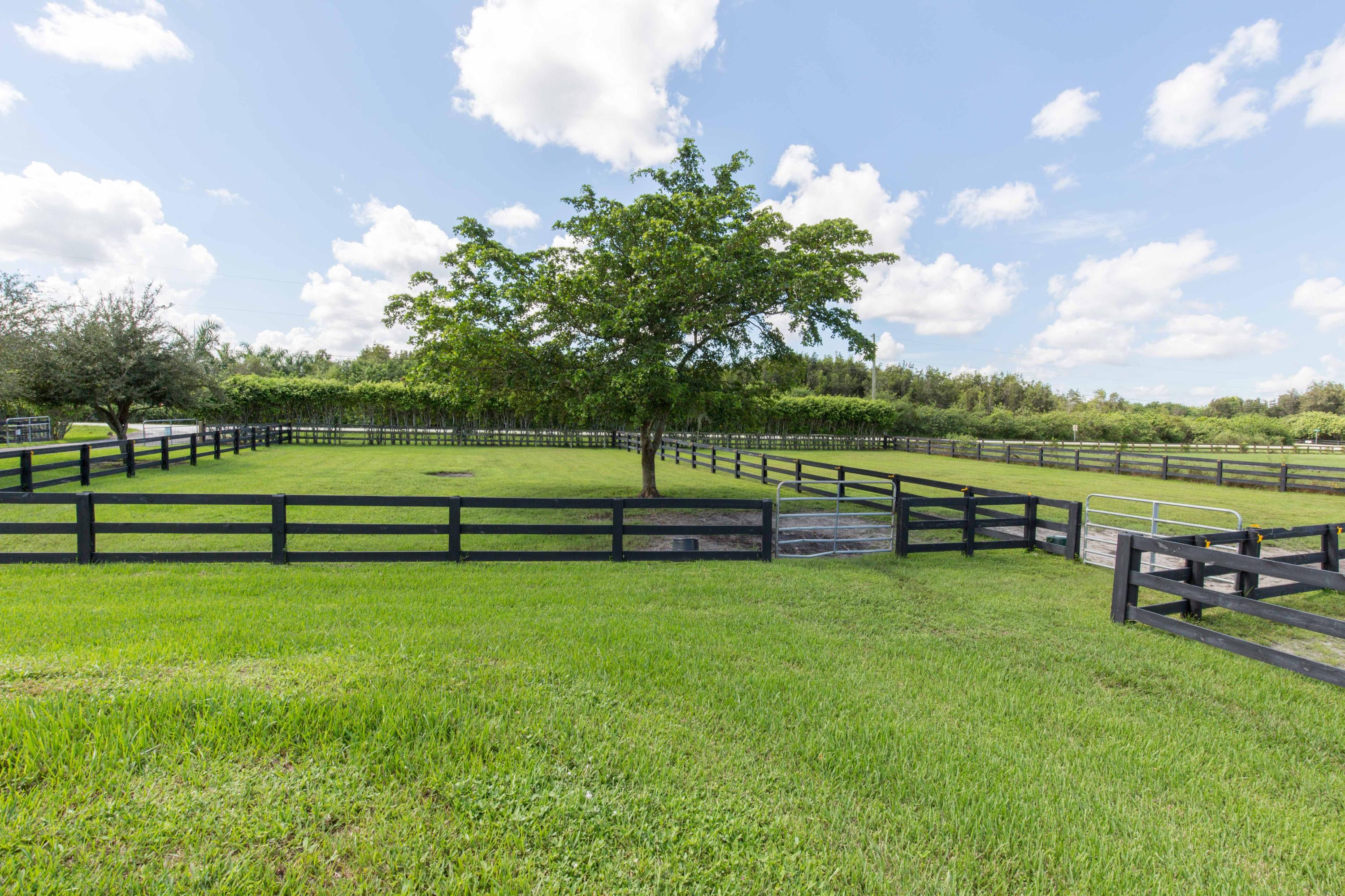 16823 Rustic Road Wellington, FL 33470 - Photo 33 of 54 14