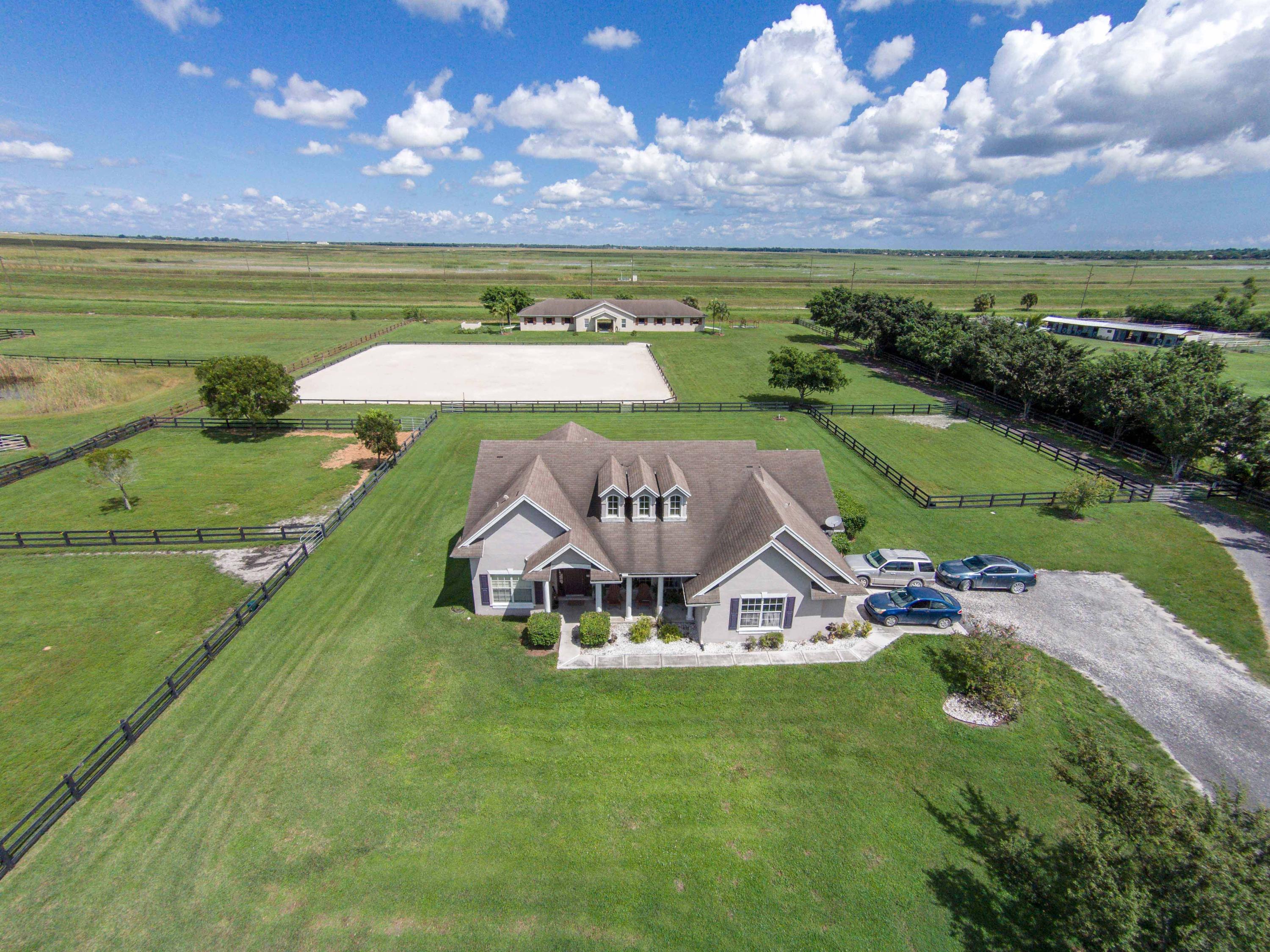 16823 Rustic Road Wellington, FL 33470 - Photo 5 of 54 10