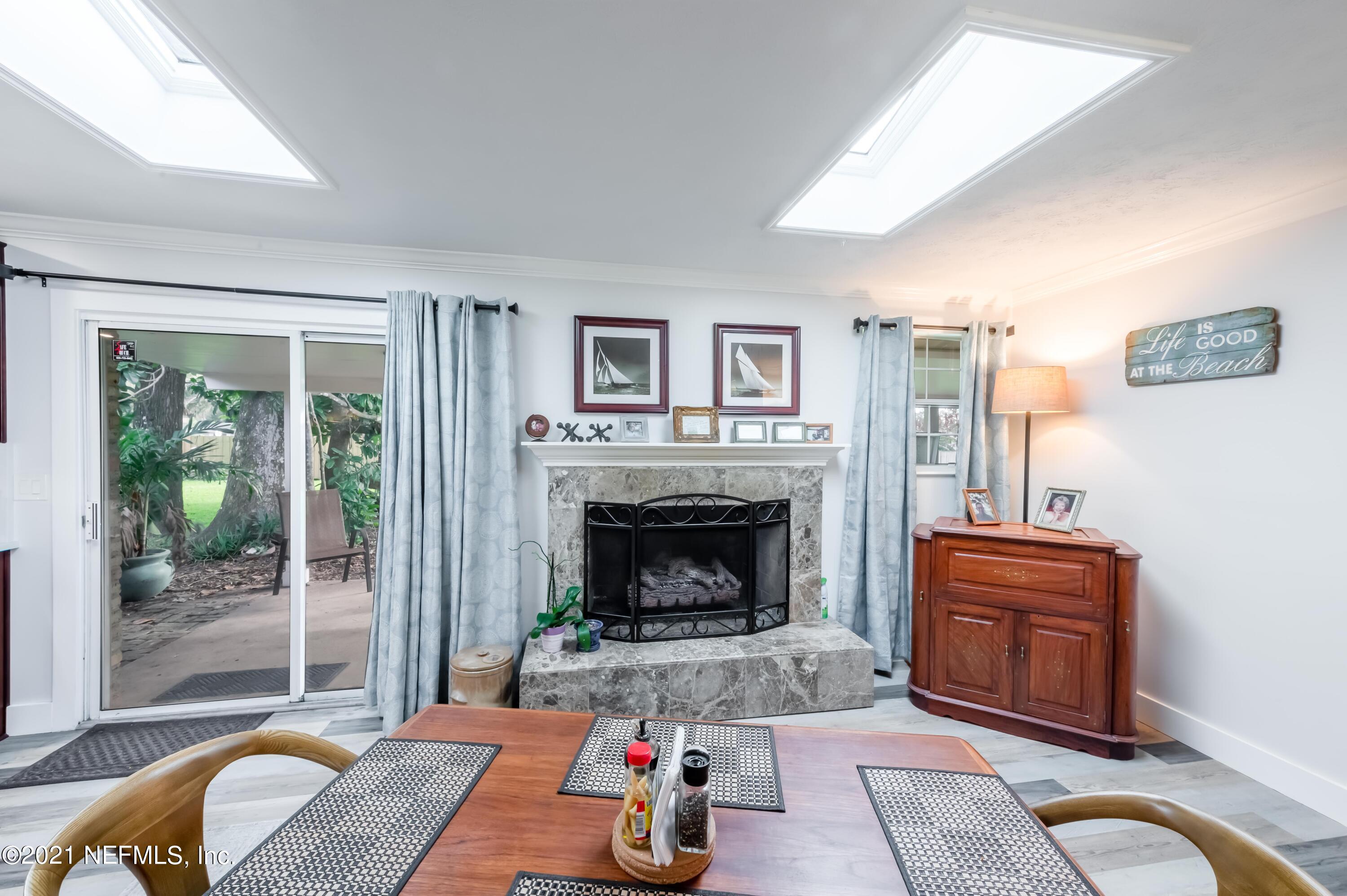 2 Fairway Road Jacksonville Beach, FL 32250 - Photo 13 of 26 Dining