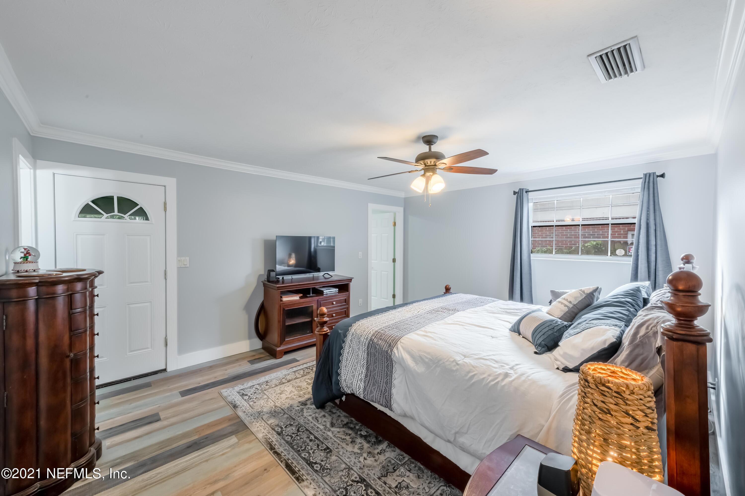 2 Fairway Road Jacksonville Beach, FL 32250 - Photo 16 of 26 Master Bedroom