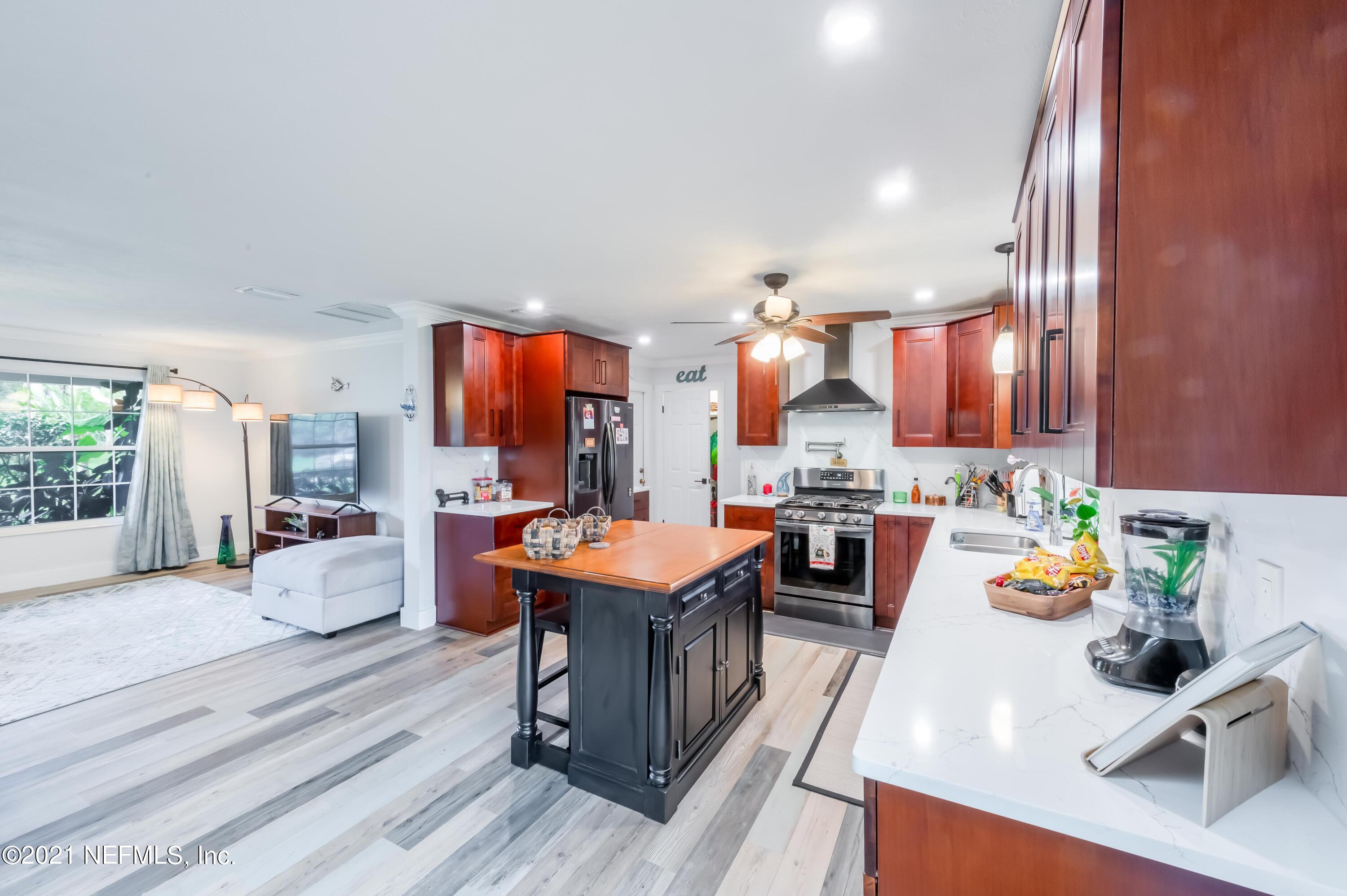 2 Fairway Road Jacksonville Beach, FL 32250 - Photo 9 of 26 Kitchen
