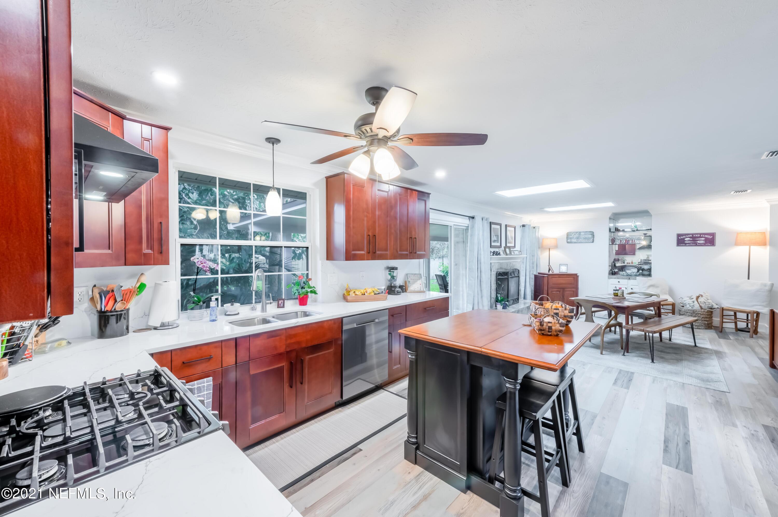 2 Fairway Road Jacksonville Beach, FL 32250 - Photo 10 of 26 Kitchen