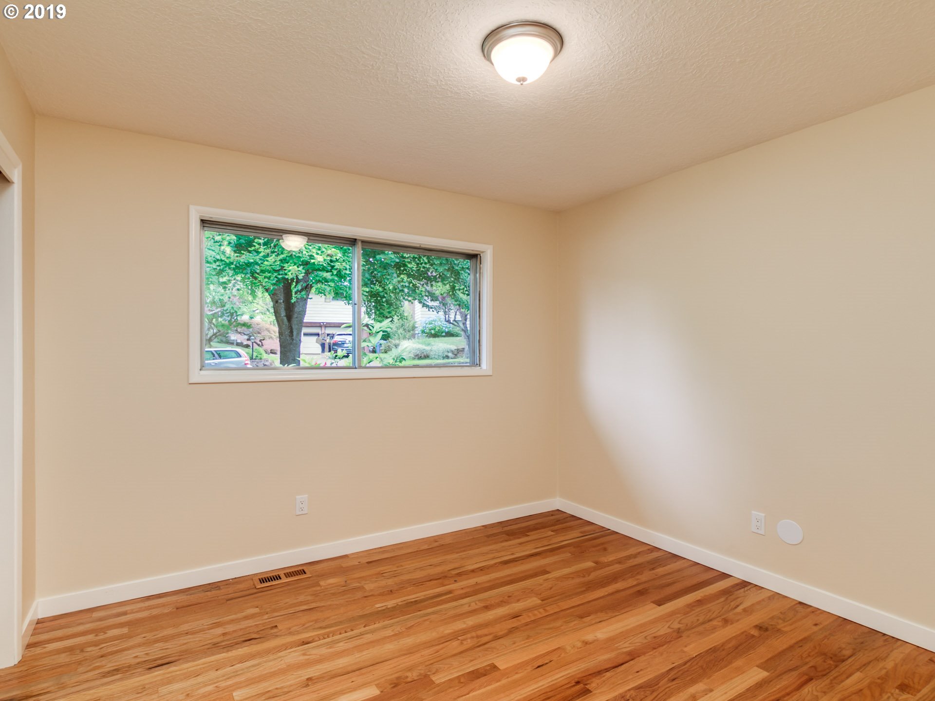 7352 Southwest Nevada Terrace Portland, OR 97219 - Photo 16 of 30 Bedroom