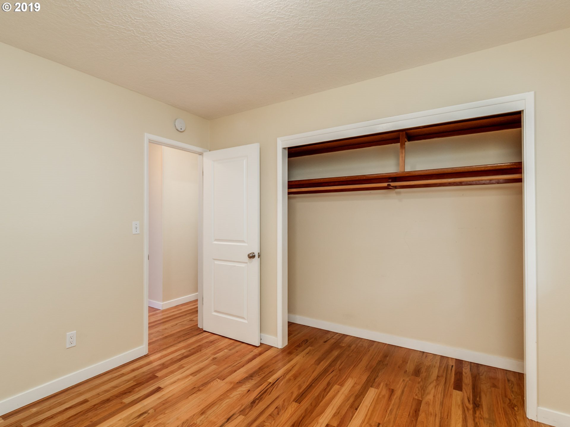7352 Southwest Nevada Terrace Portland, OR 97219 - Photo 17 of 30 Bedroom